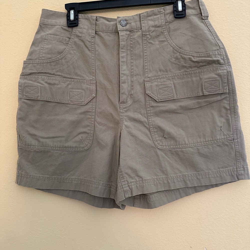REI Women's Cargo Shorts in Tan